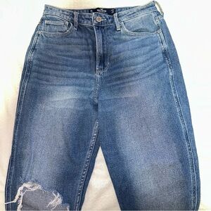 Hollister Women's Ultra High Rise Mom Jeans